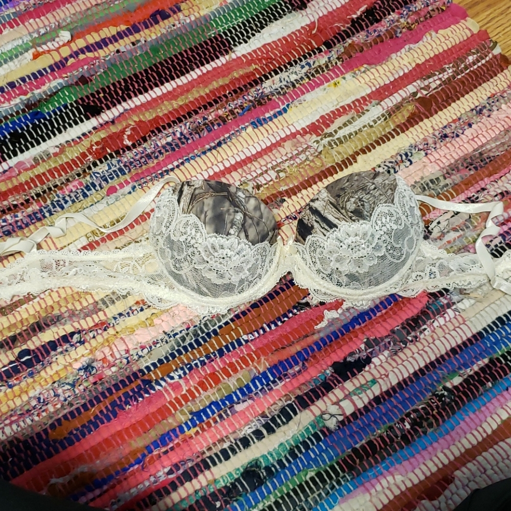 Camo bra